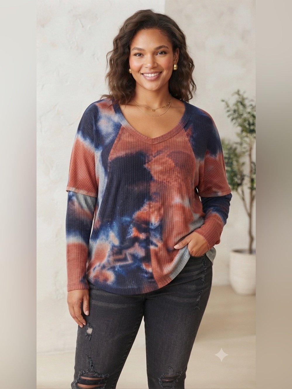 Women's V-Neck Tie-Dye Long Sleeve Top - Rust & Navy